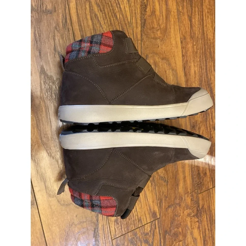 KEEN Elle Warm Waterproof Winter Boots Womens Size 10 New Plaid Brown Booties